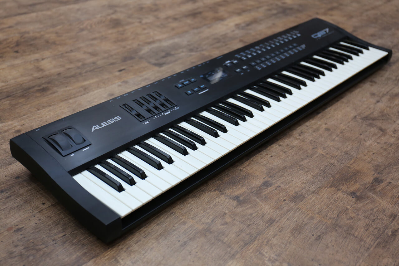 Alesis QS7 Keyboard 2nd Hand Rich Tone Music