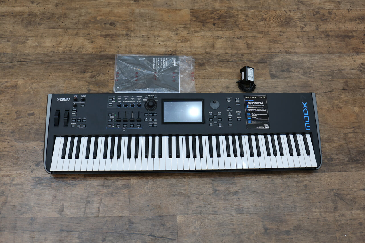 Yamaha MODX7 76-Key Synthesizer 2nd Hand | Rich Tone Music