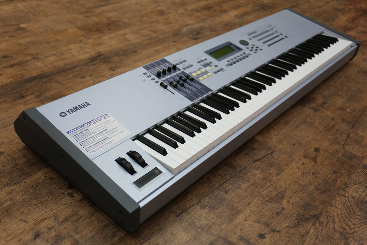 Yamaha Motif ES8 with PLG100-VH Vocal Board 2nd Hand | Rich Tone Music