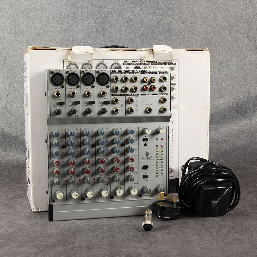 Behringer Eurorack MX802a Mixer with PSU 2nd Hand | Rich Tone Music