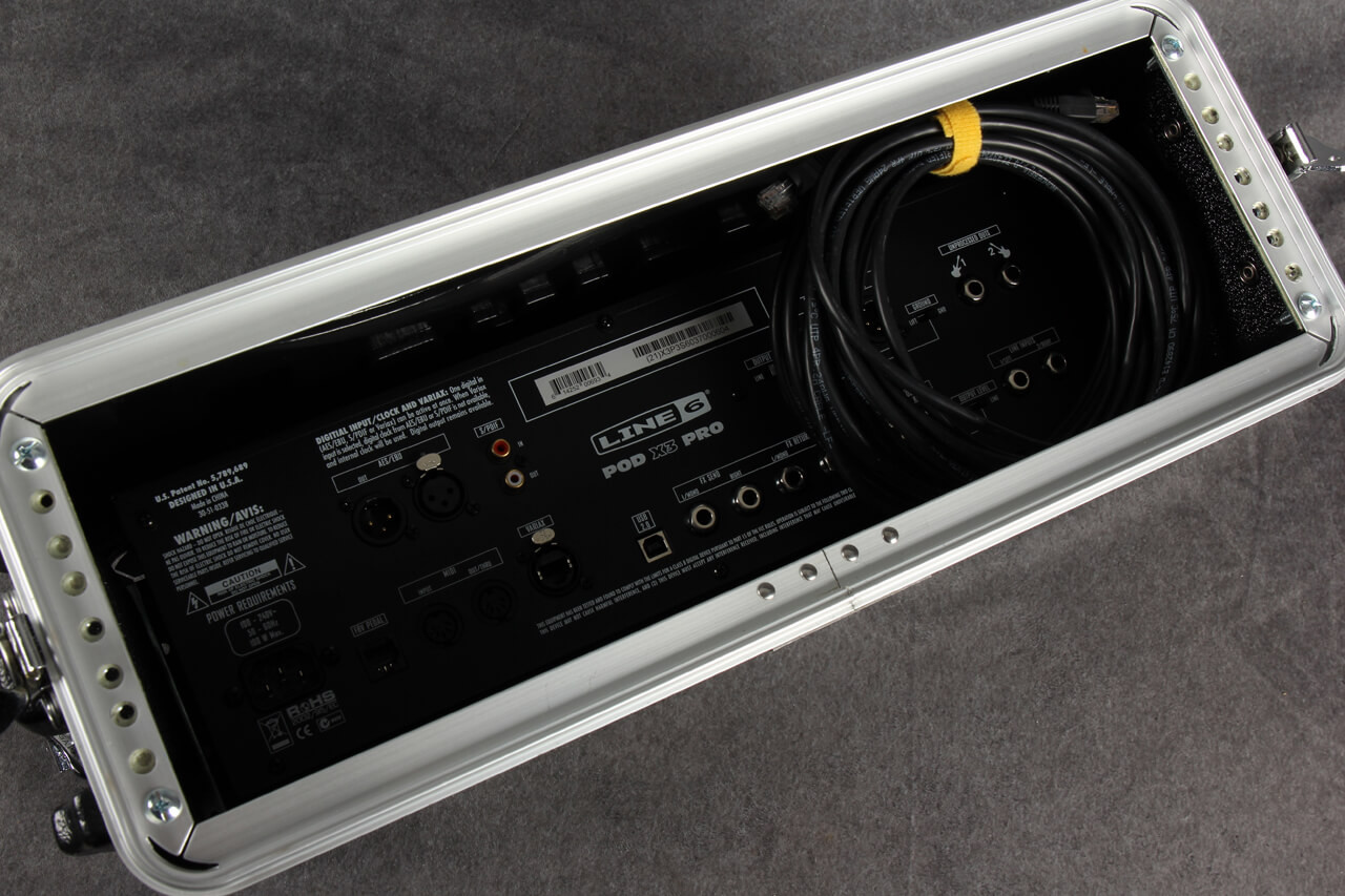 Line 6 Pod X3 Pro with FBV Express MKII 2nd Hand | Rich Tone Music