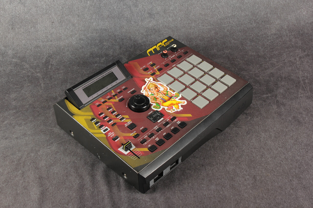 Akai MPC2000XL Limited Edition Output Mod 2nd Hand | Rich Tone Music