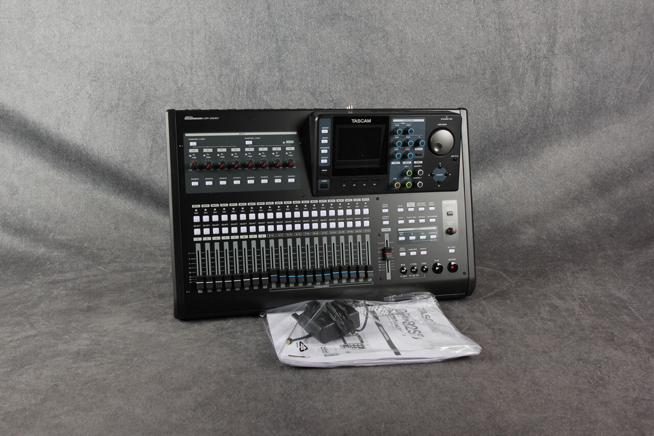 Tascam DP-32SD 32-Track Digital Portastudio with PSU 2nd Hand