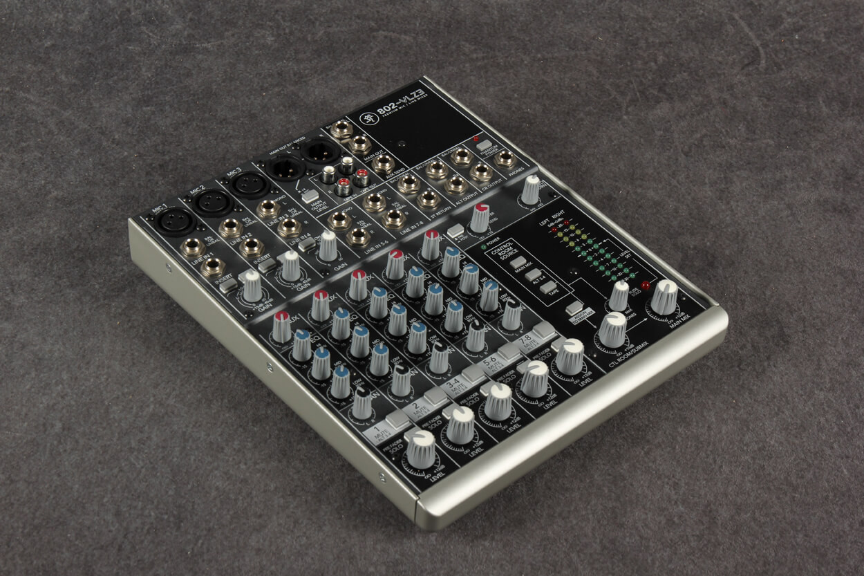 Mackie 802-VLZ3 Mixer 2nd Hand | Rich Tone Music