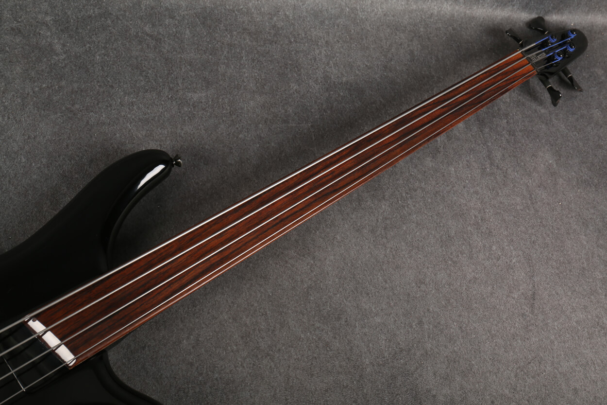 Bass Collection By SGC Nanyo SB310 Fretless Bass Black 2nd Hand