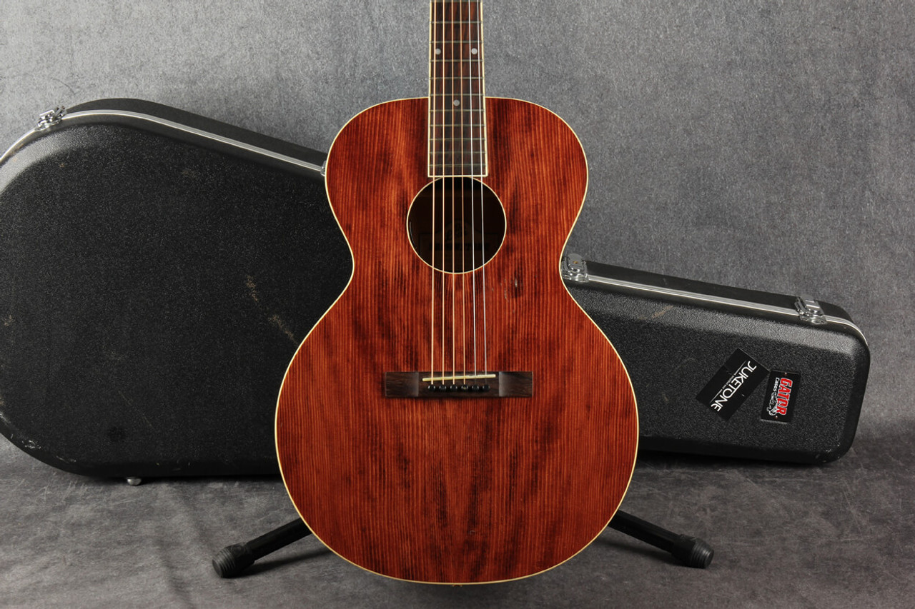 The Loar Brownstone LH-204 - ギター