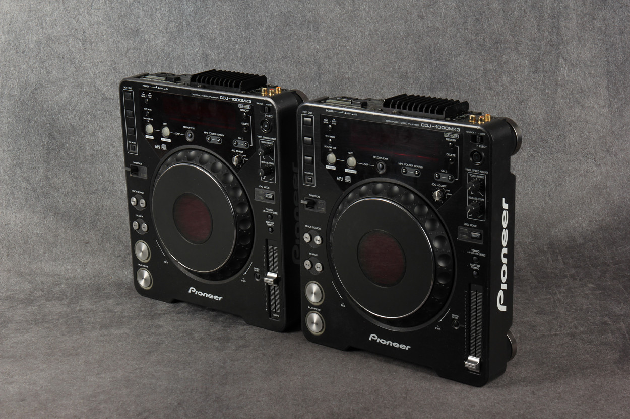 Pioneer CDJ 1000 Mk3 Turntable Pair 2nd Hand | Rich Tone Music