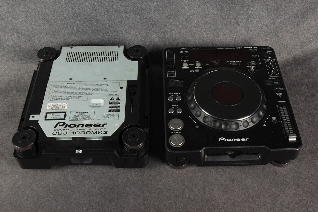 Pioneer CDJ 1000 Mk3 Turntable Pair 2nd Hand | Rich Tone Music