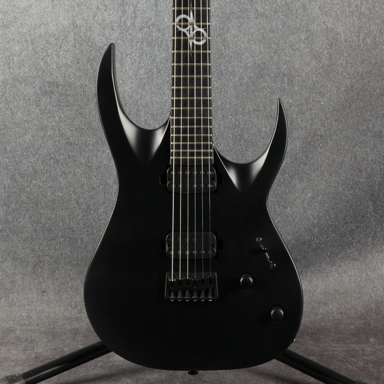 Solar Guitars A2.6C Carbon Matt Black 2nd Hand | Rich Tone Music