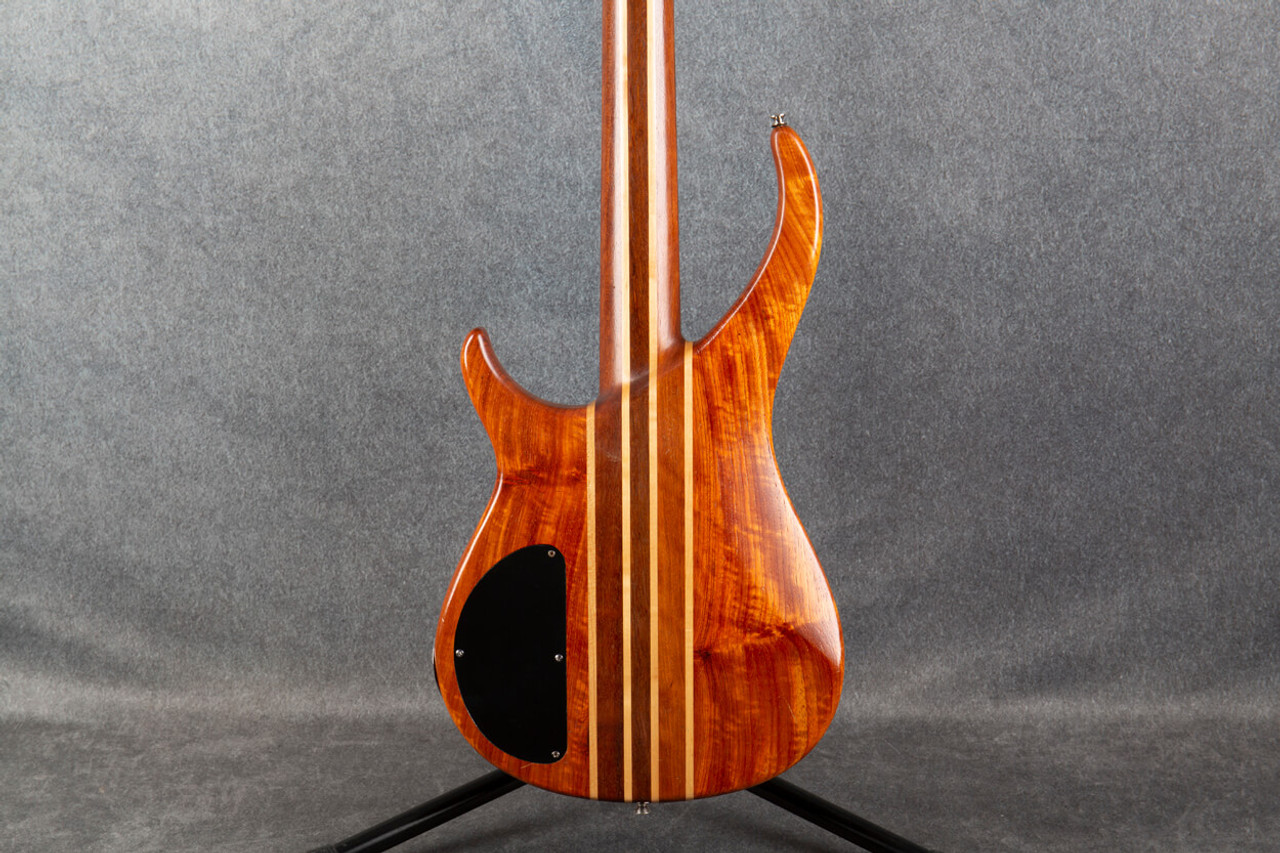 Peavey Grind 5 String Bass Natural 2nd Hand | Rich Tone Music