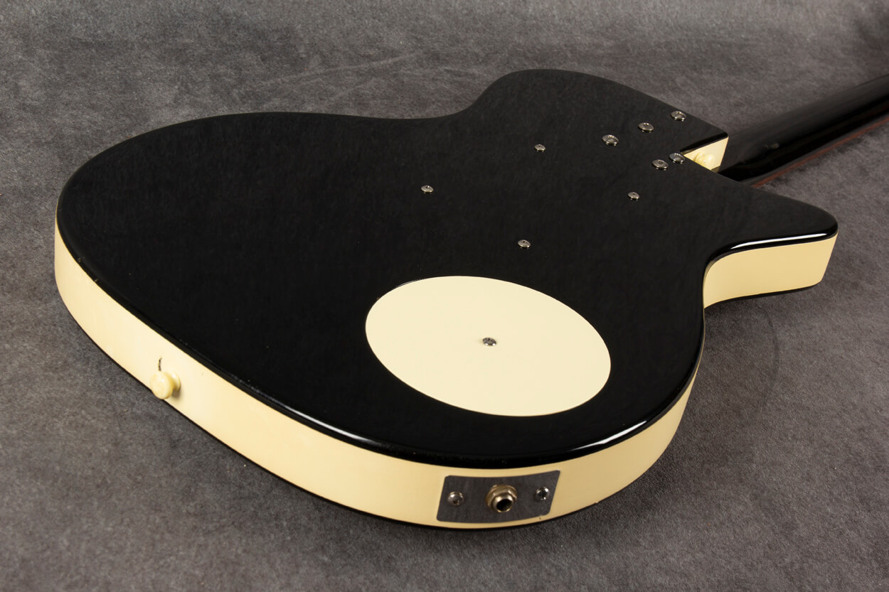 Danelectro U2 Made in Korea 黒 Danelectro U2 Reissue Korea Left