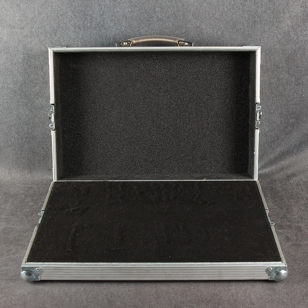 Swan Flight Case Pedal Board 2nd Hand Rich Tone Music