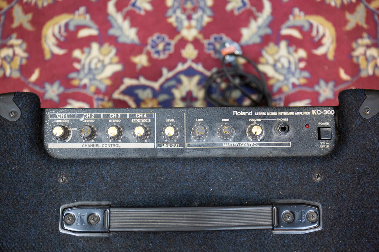 Roland KC300 Keyboard Amplifier 2nd Hand Rich Tone Music