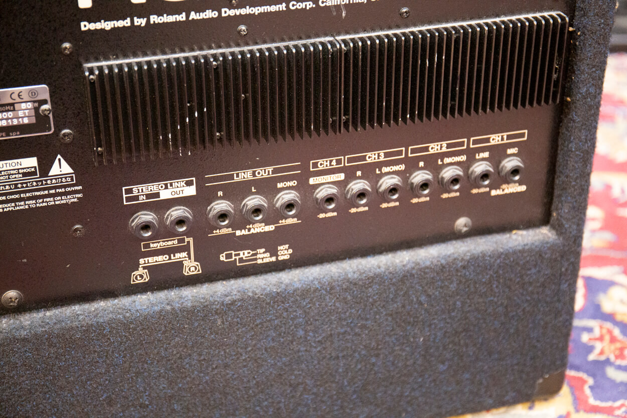 Roland KC300 Keyboard Amplifier 2nd Hand Rich Tone Music