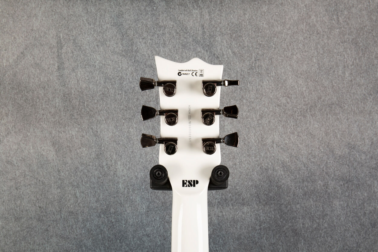 ESP LTD EC-1000 DELUXE ホワイト LTD EC-1000 Snow White (2007) - Guitar Compare