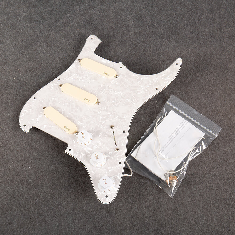 Emg Dg20 David Gilmour Signature Pre-Wired Pickguard – Tambourcorps ...
