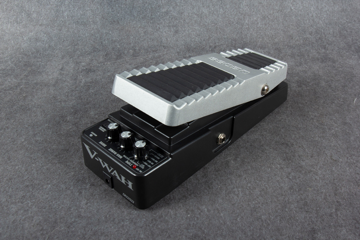 Boss PW-10 V-Wah Pedal 2nd Hand | Rich Tone Music