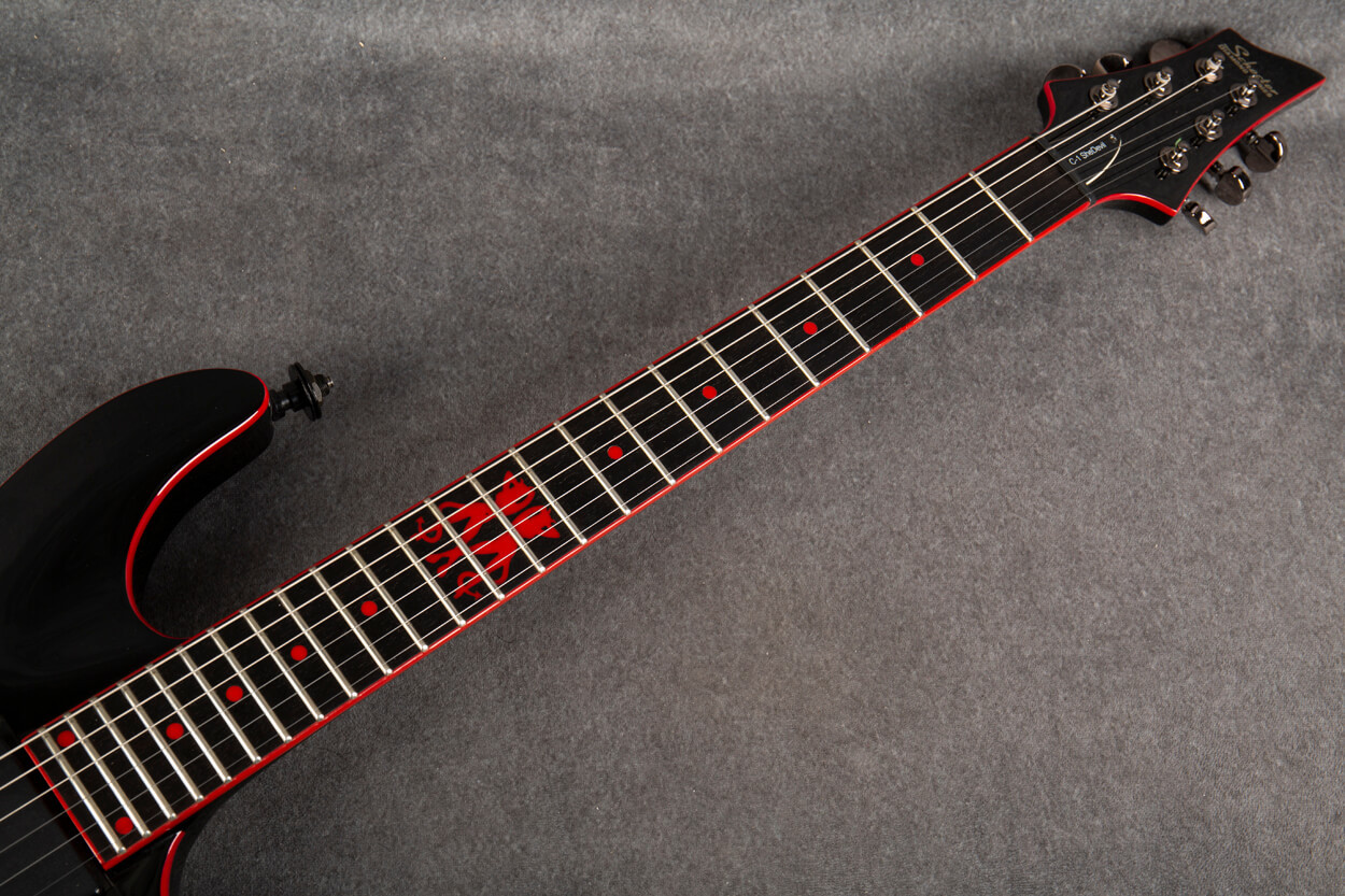 Schecter C1 She Devil Black 2nd Hand | Rich Tone Music