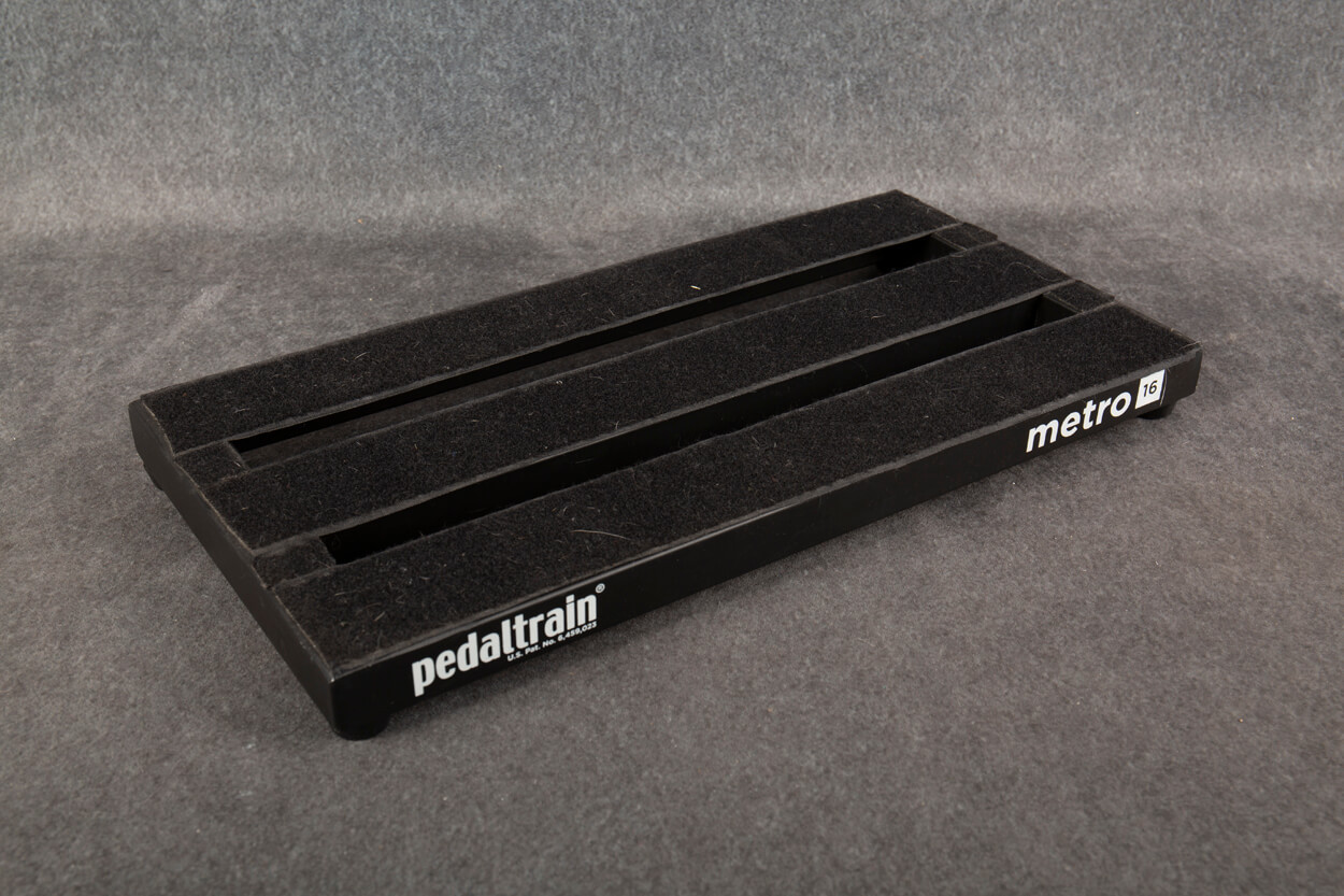 Pedaltrain Metro 16 Pedalboard 2nd Hand Rich Tone Music