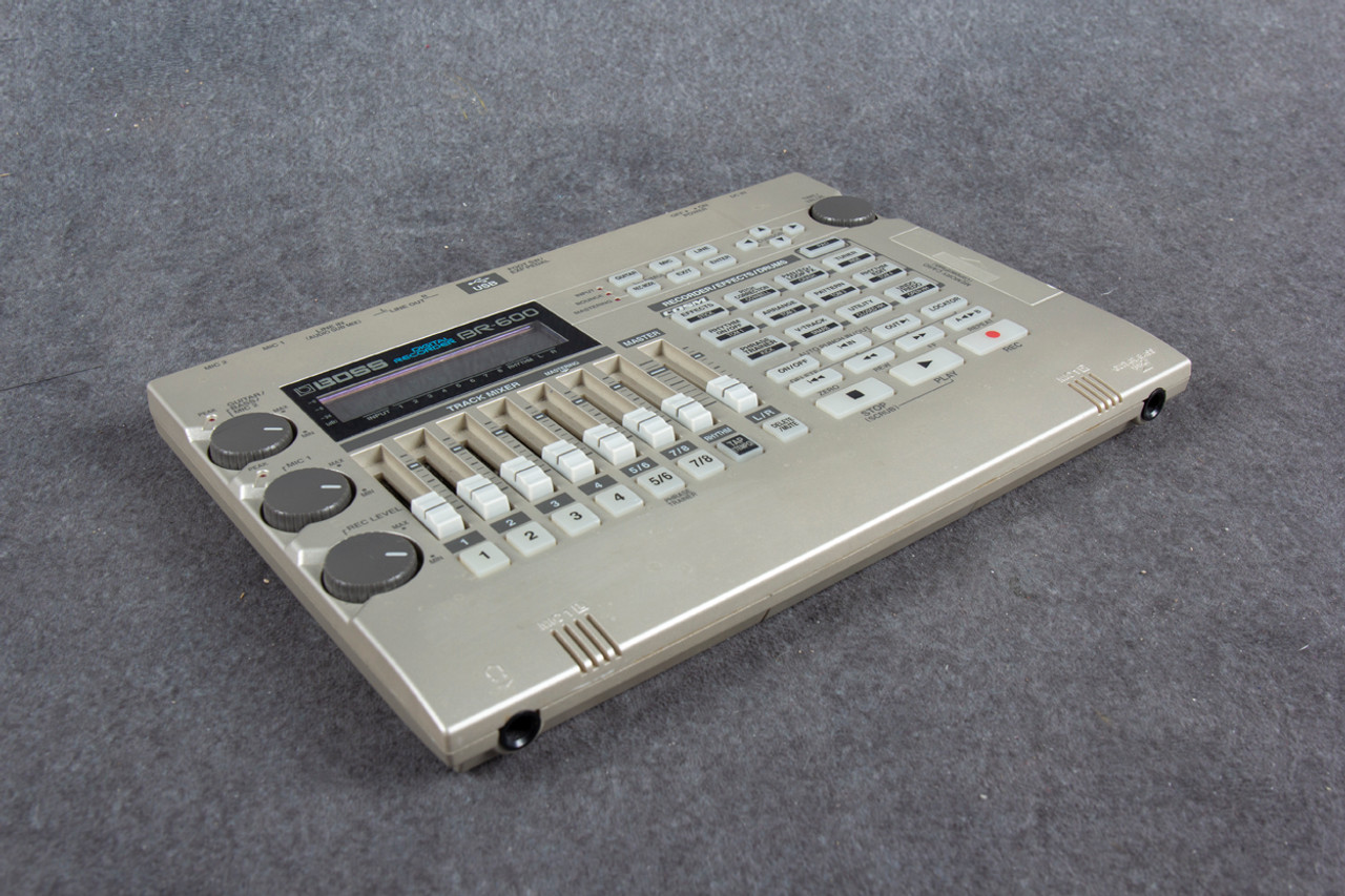 BOSS BR-600 デジタルMTR 1MBコンパクトフラッシュ3枚付き Amazon | 8トラック・デジタル・レコーダー BR-600 | マルチ
