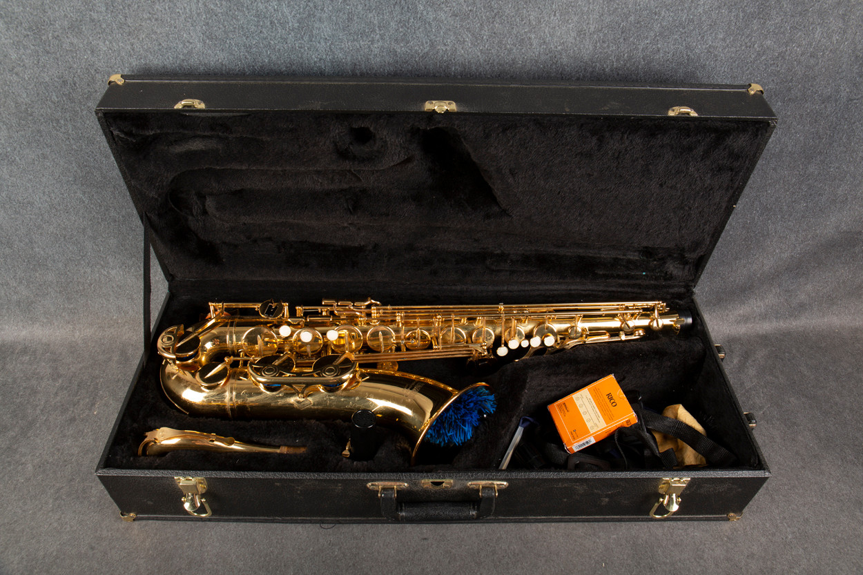 YAMAHA YTS-275 ケース付き Yamaha YTS-275 Tenor Saxophone 2nd Hand | Rich Tone Music