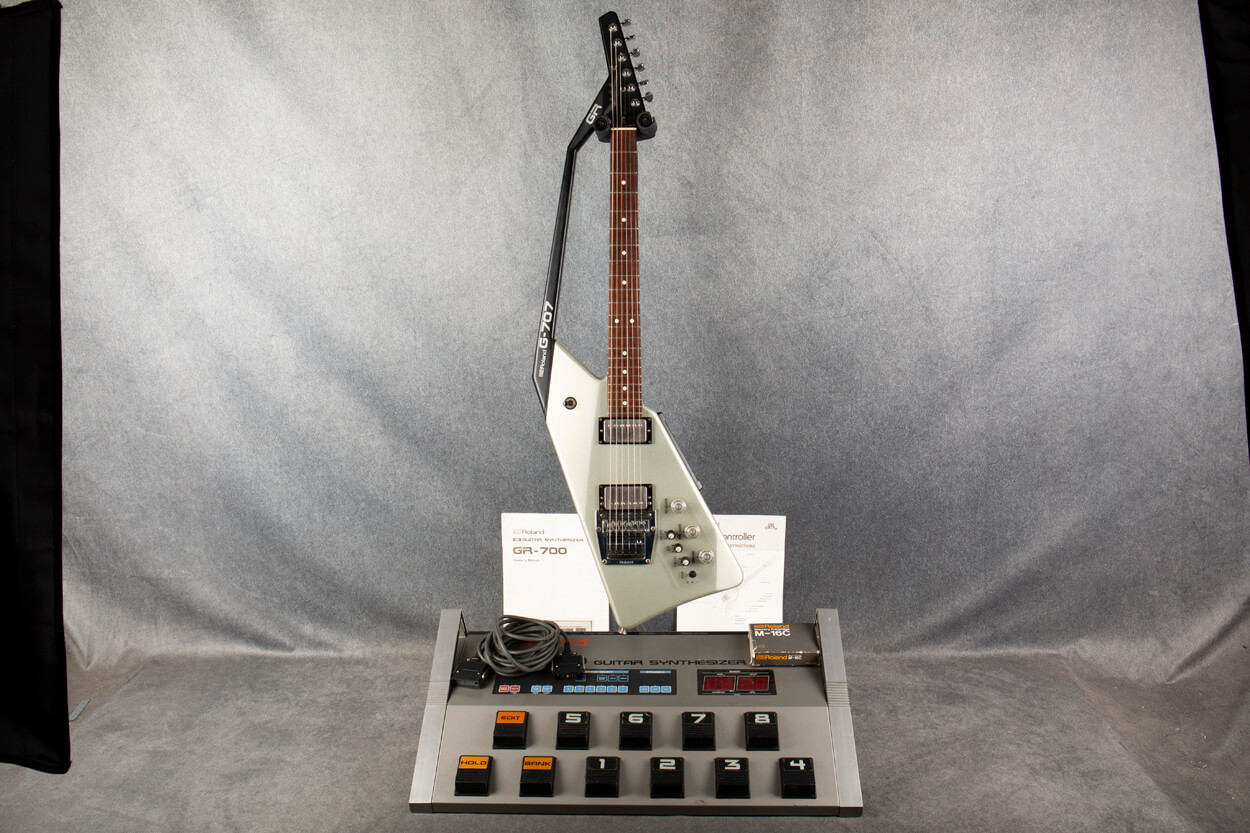 Roland G-707 Guitar and GR-700 Guitar Synthesizer 2nd Hand | Rich