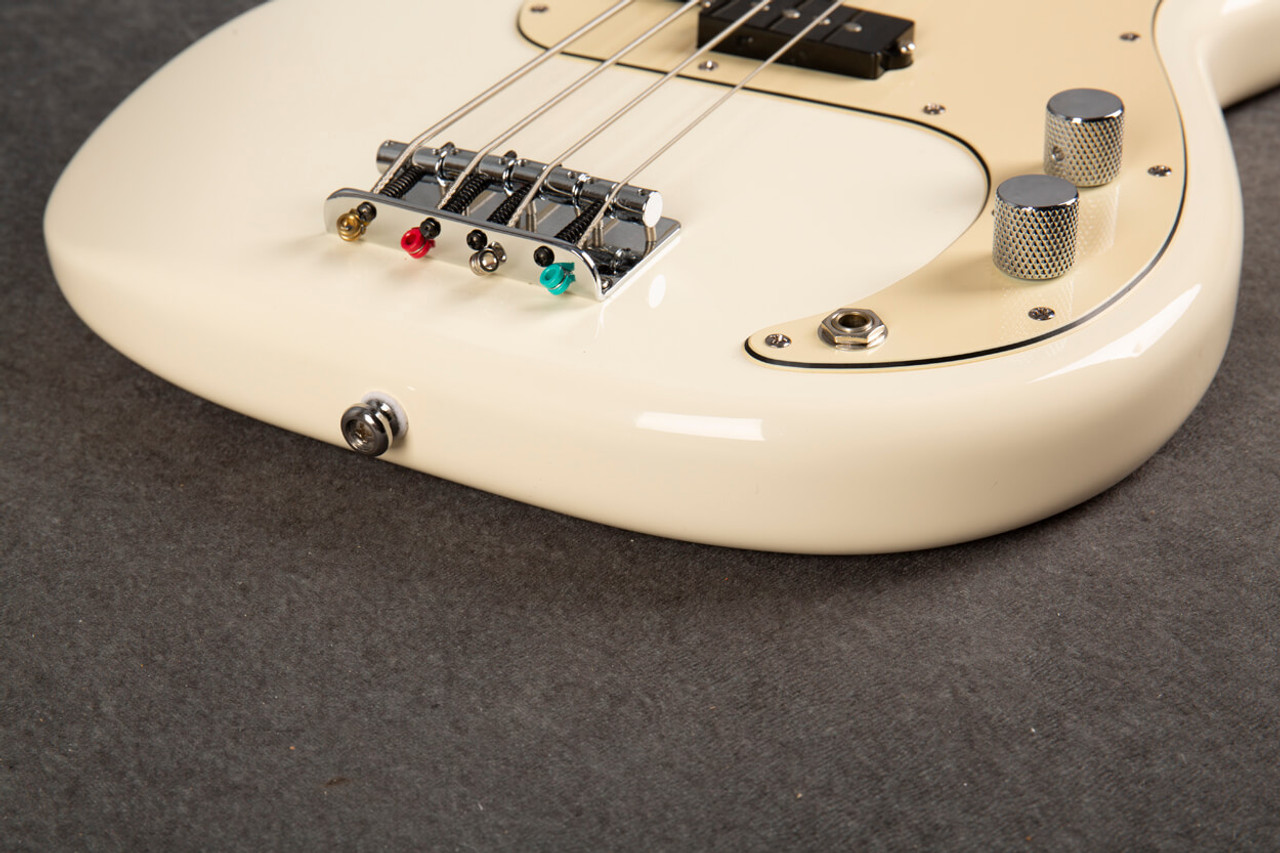 Fender Mexican Standard Precision Bass Arctic White 2nd Hand