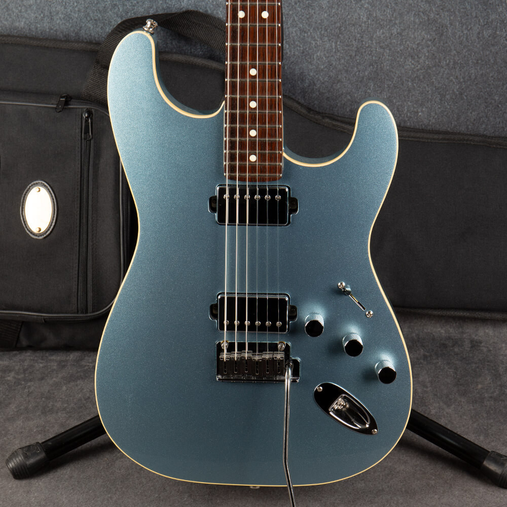 Fender MIJ Modern Stratocaster HH Blue 2nd Hand | Rich Tone Music