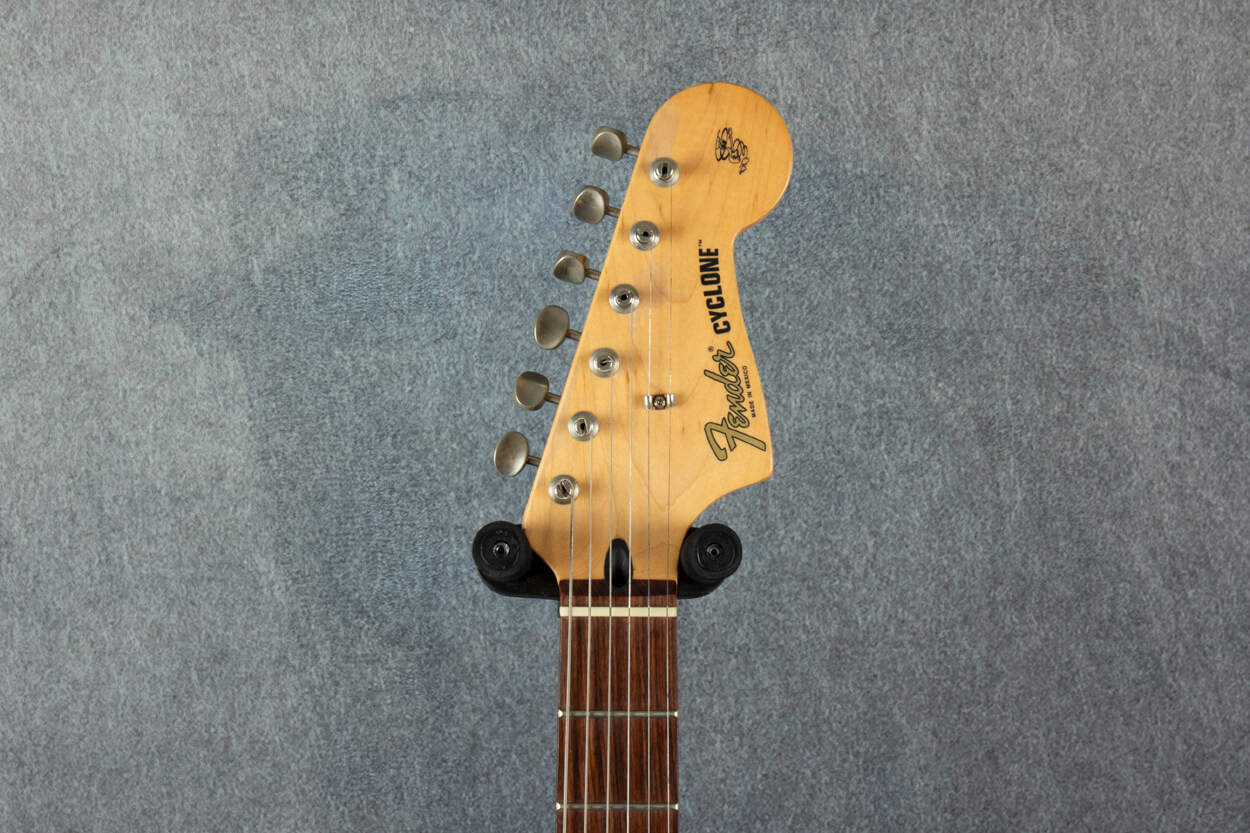 Fender Cyclone HH Made in Mexico Black 2nd Hand | Rich Tone Music