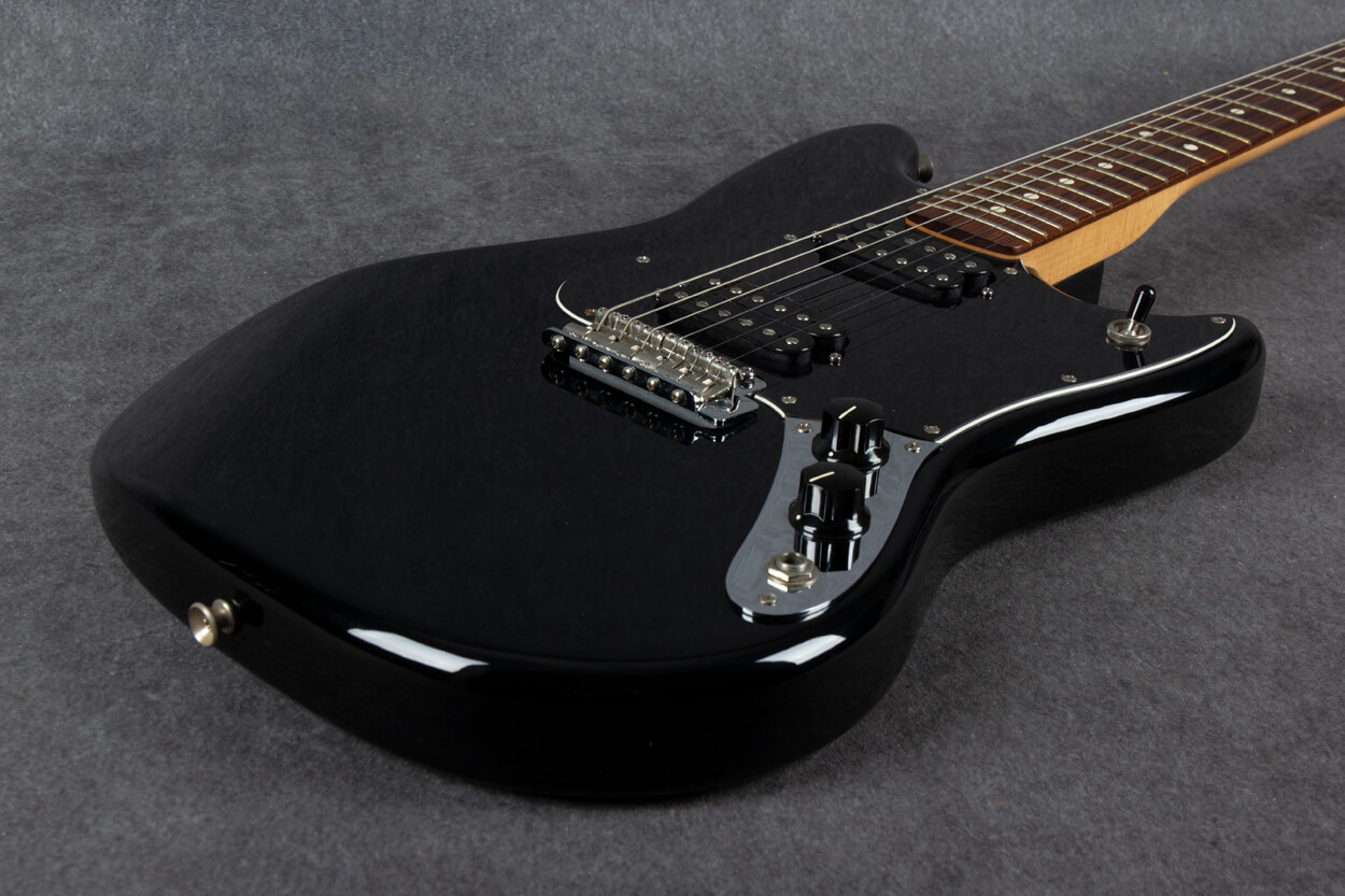 Fender Cyclone HH Made in Mexico Black 2nd Hand | Rich Tone Music