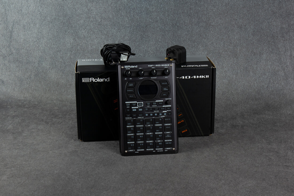 Roland SP-404 Sampler MkII 2nd Hand | Rich Tone Music