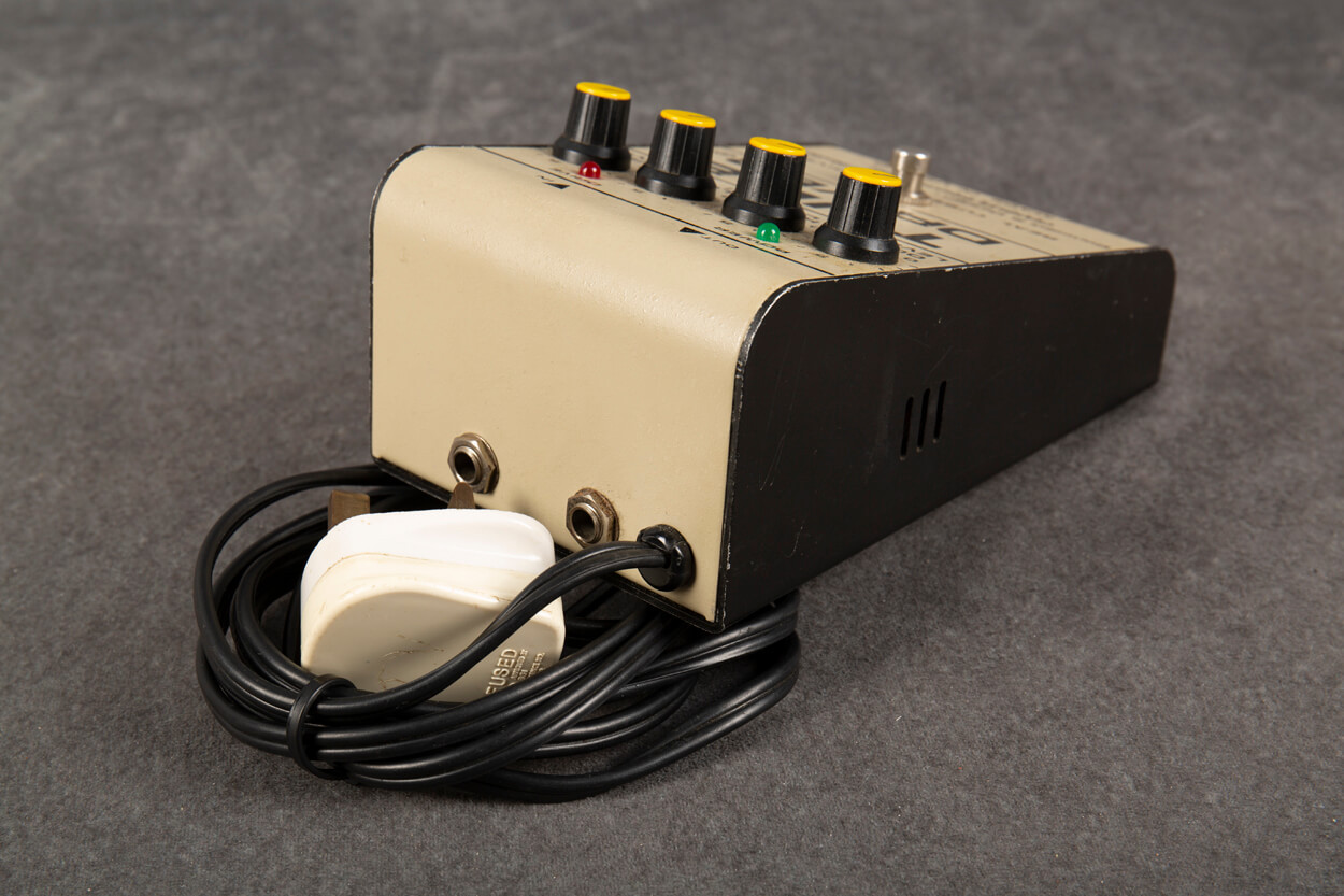 ギター Chandler Tube D BK Butler 4 Knob Chandler Tube Driver BK Butler 4 Knob 2nd Hand | Rich Tone Music