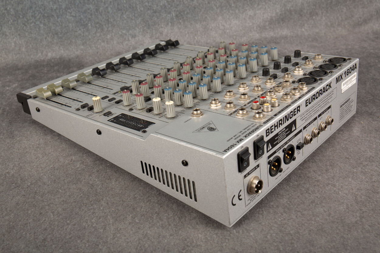 Behringer Eurorack MX 1604A アナログミキサー High quality Behringer Eurorack MX 1604A 16 Channel Mic 4 BUS