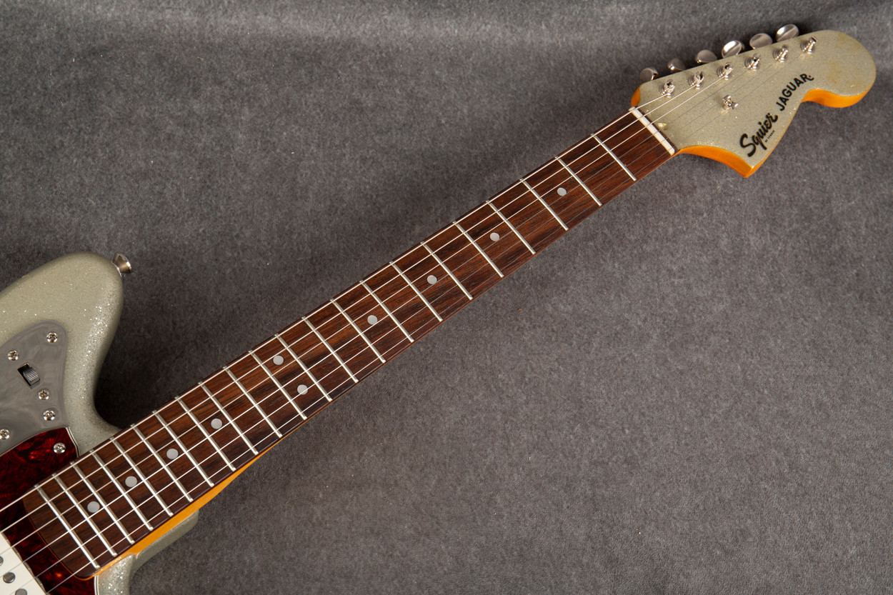 Squier FSR Classic Vibe 60s Jaguar Silver Sparkle 2nd Hand | Rich