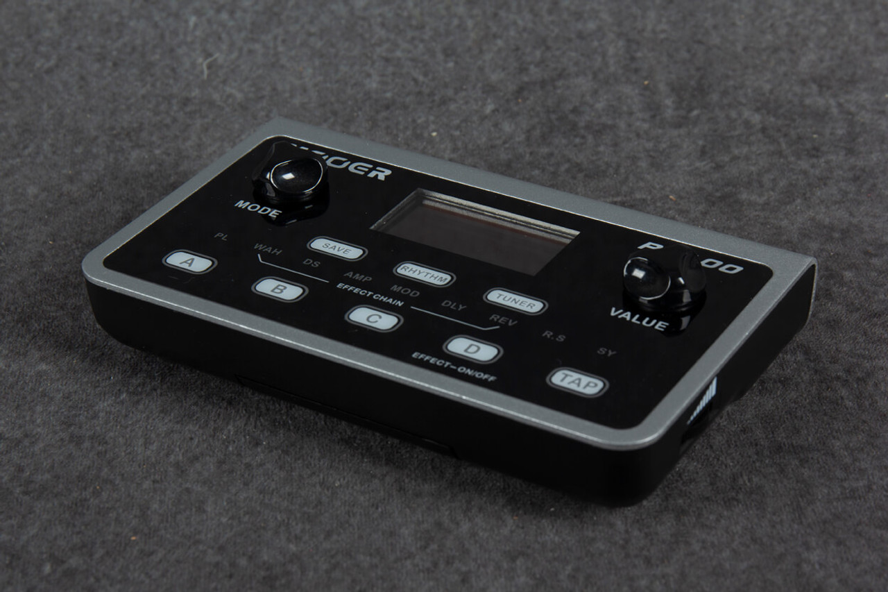 Mooer PE100 Portable Guitar Effects 2nd Hand | Rich Tone Music