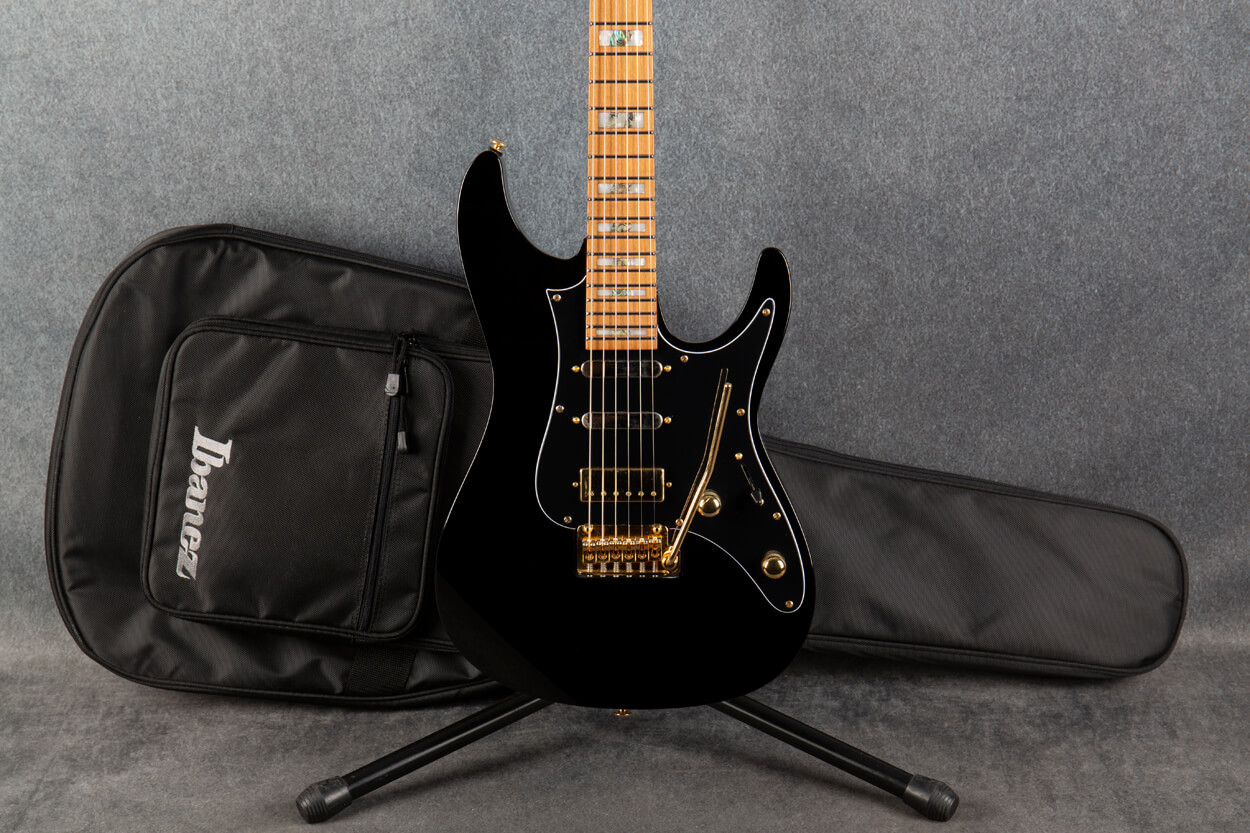 Ibanez Tim Henson Signature THBB10 Black 2nd Hand | Rich Tone Music