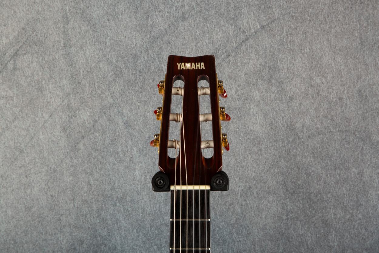 Yamaha FPX-300N Electro Classical Natural 2nd Hand | Rich Tone Music