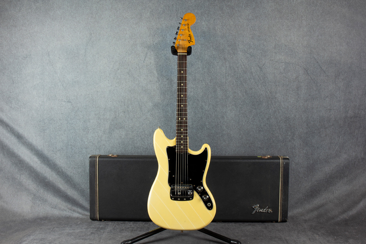 Fender Bronco 1977 Original Finish Added Stripes 2nd Hand | Rich