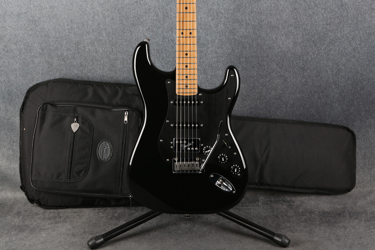 Fender player Stratocaster HSS GOTOH製アーム Fender Limited Edition Player Plus Stratocaster HSS Black 2nd Hand