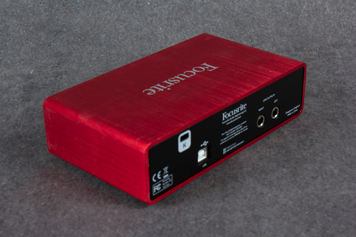 Focusrite Scarlett 2i2 2nd Gen Audio Interface 2nd Hand | Rich
