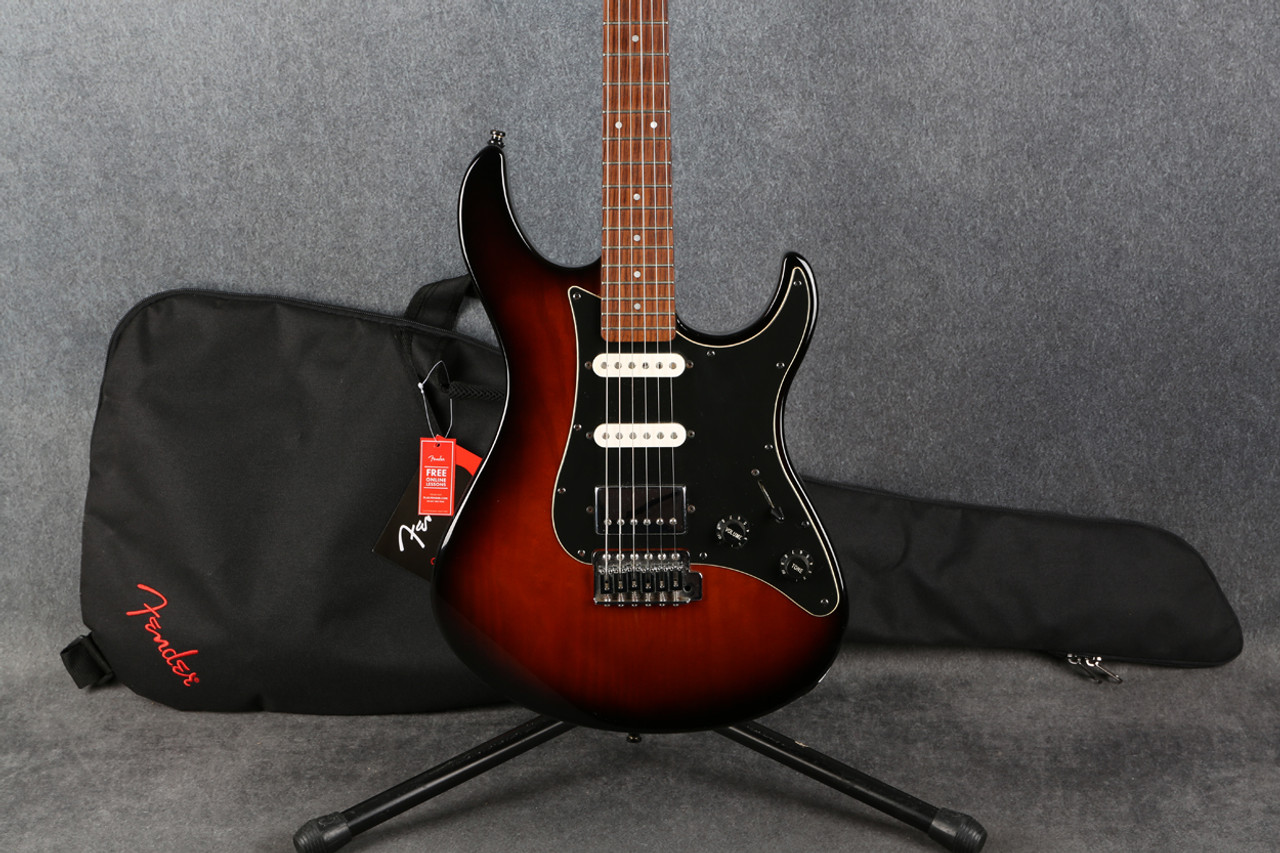 YAMAHA Pacifica 312 - ギター