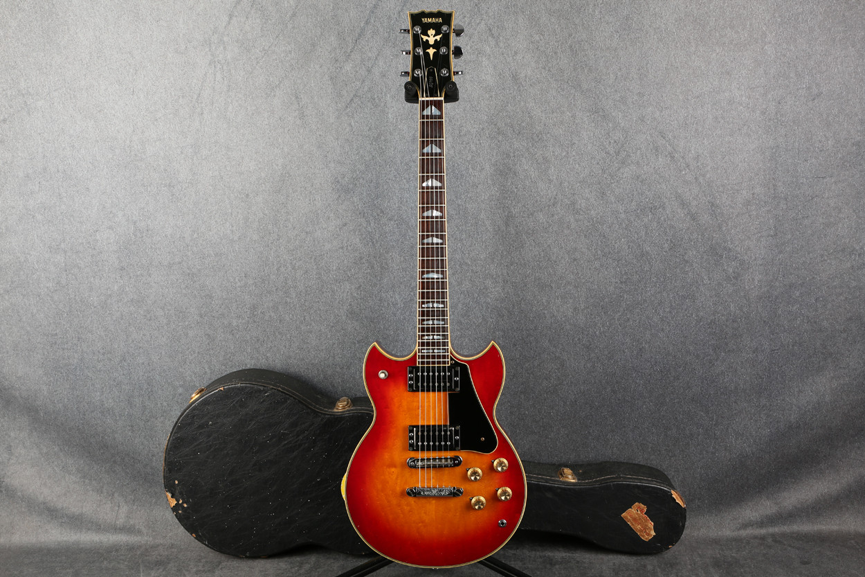 YAMAHA ヤマハ　SG700 エレキギター サンバースト Yamaha SG700 エレキギター サンバースト YAMAHA(ヤマハ) ⁄ SG-700