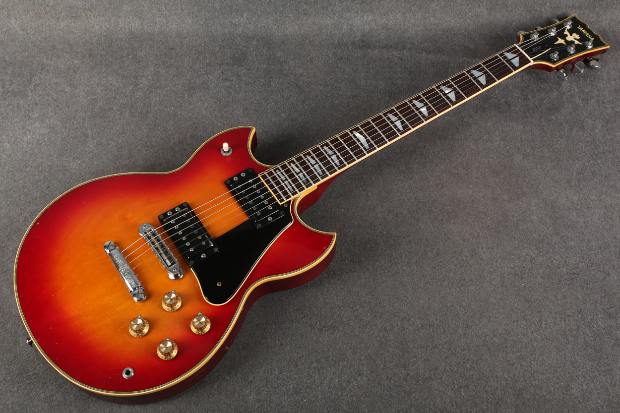 【モンさん専用】Yamaha SG700 エレキギター サンバースト Yamaha SG700 1976 Cherry Sunburst 2nd Hand | Rich Tone Music