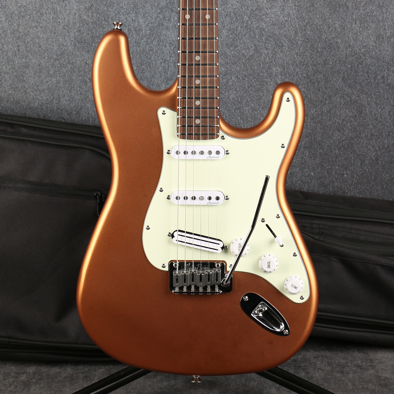 ㉑HandSome ハンドサム STRIKER 25th Anniversary Harley Benton ST-25TH Firemist 2nd Hand | Rich Tone Music