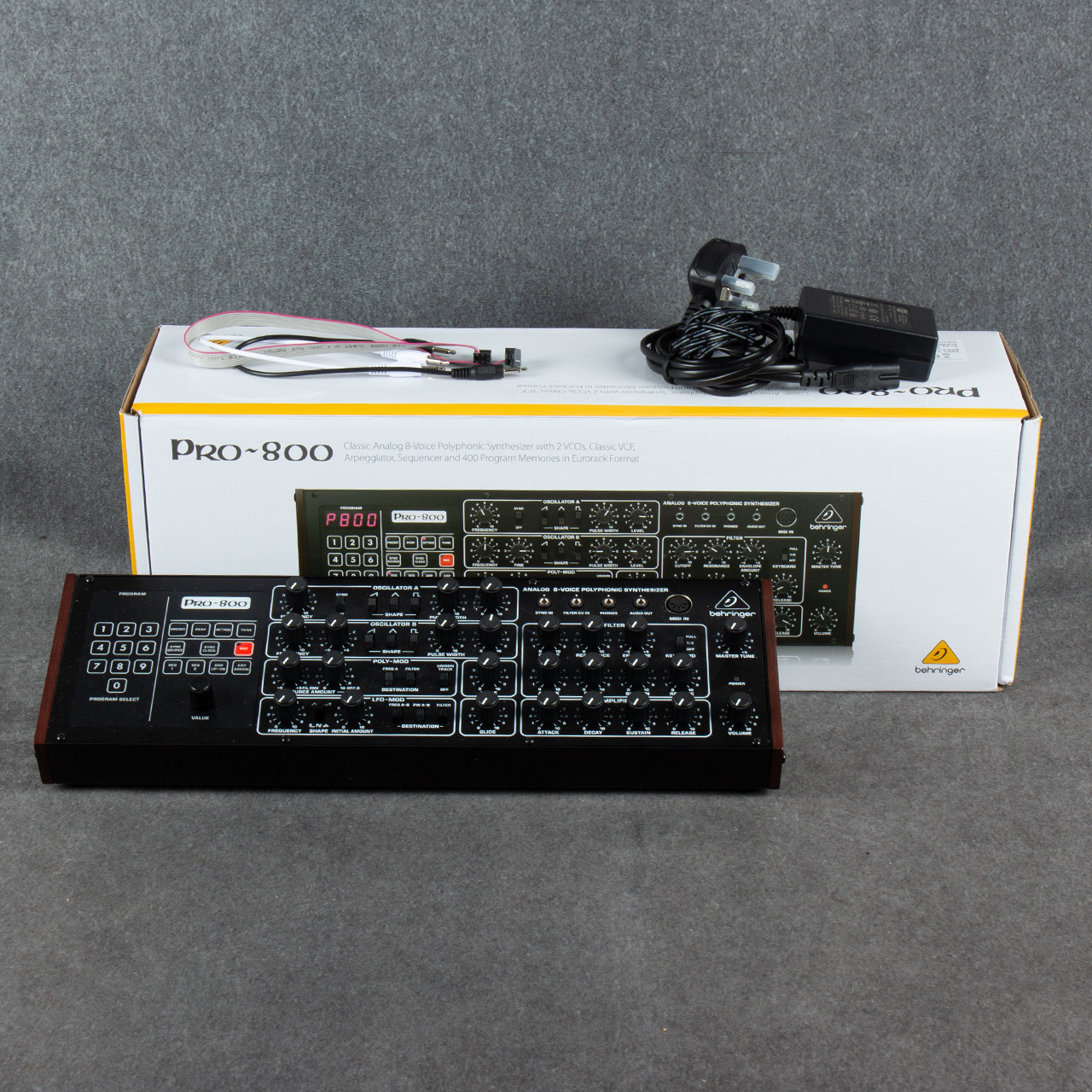 behringer PRO-800 アナログシンセサイザー ほぼ新品