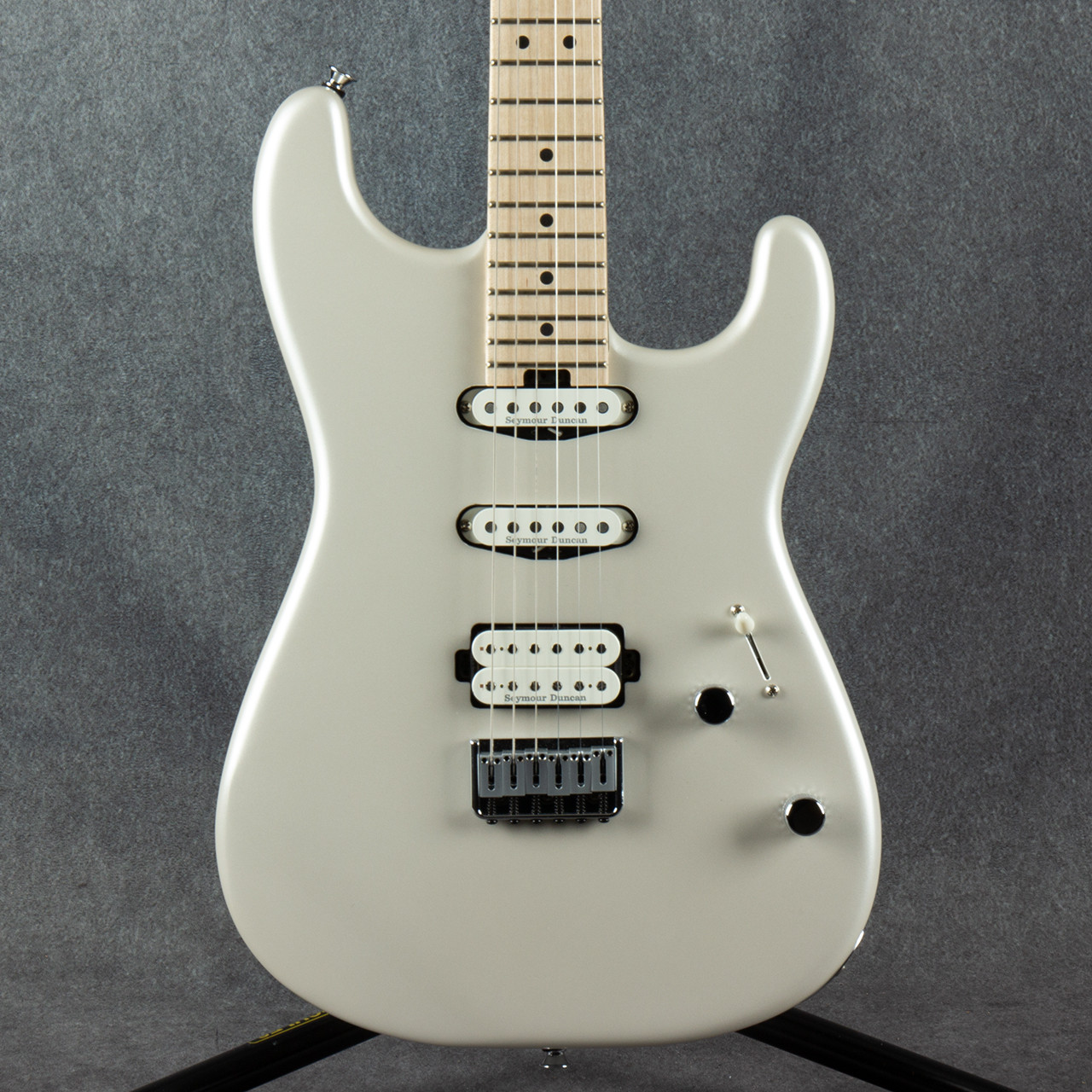 Charvel Pro-Mod San Dimas Style 1 HSS HT M Platinum Pearl Ex Demo