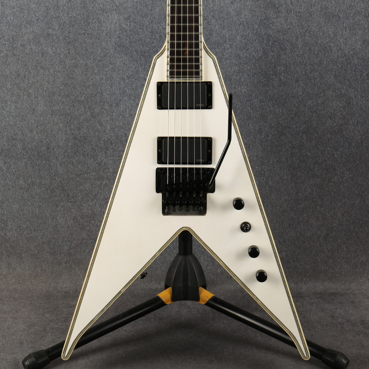 B.C Rich 日本製 white B.C Rich Made In Japan White | eBay