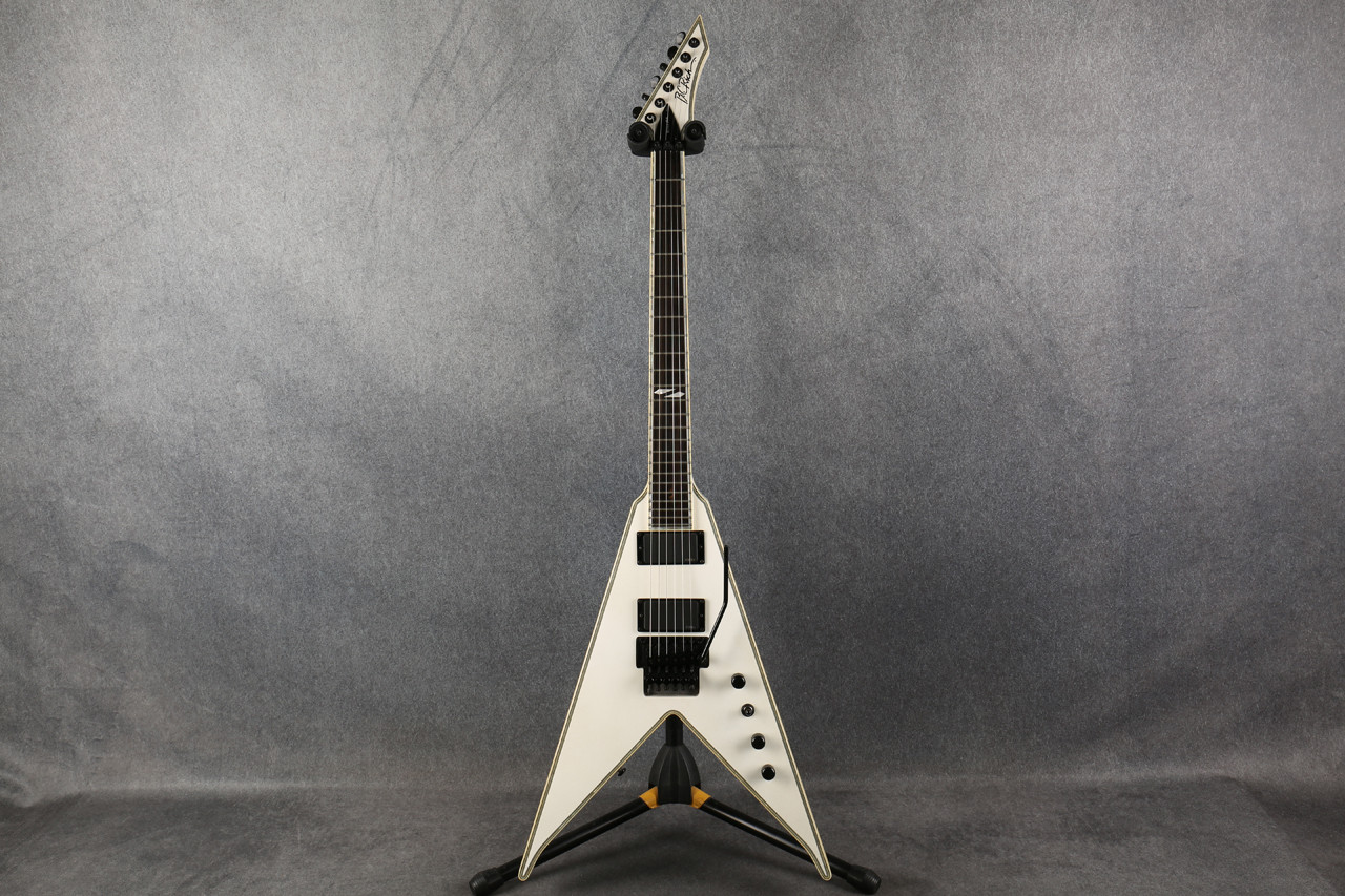BC Rich NJ Deluxe Jr V Pearl White 2nd Hand | Rich Tone Music