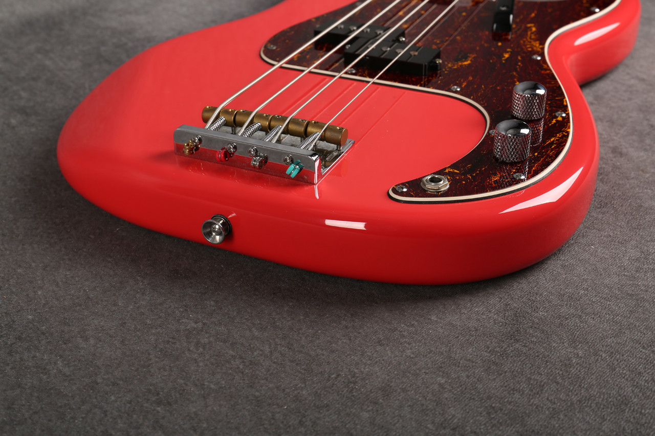 Squier Classic Vibe 60s Precision Bass Fiesta Red 2nd Hand | Rich