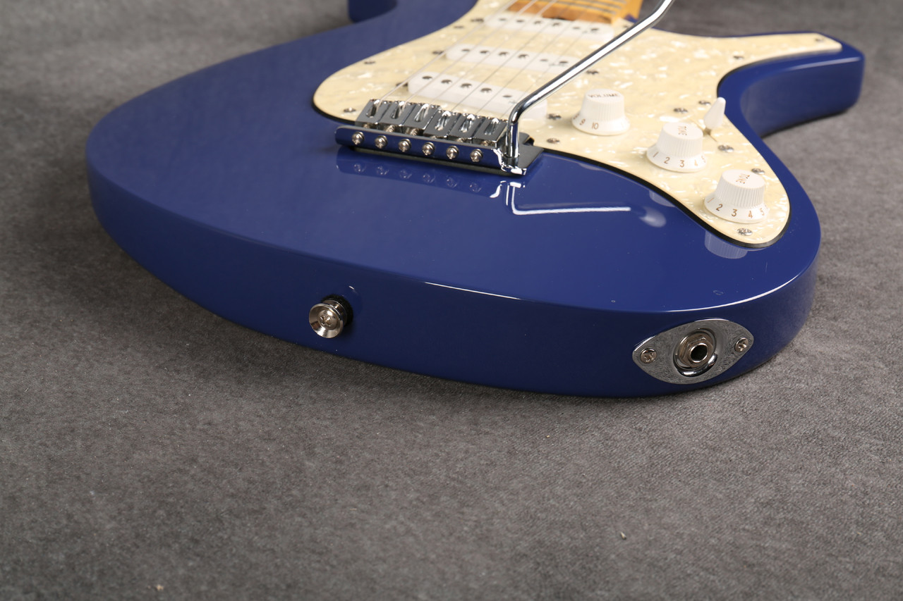Parker P-30 Electric Guitar Blue 2nd Hand | Rich Tone Music